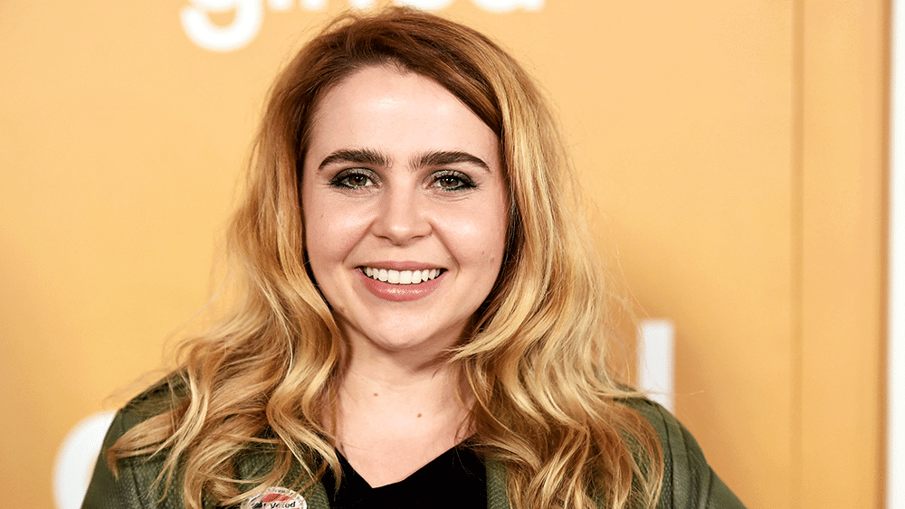 Who Is Mae Whitman? – Bio, Wiki, Stats & More